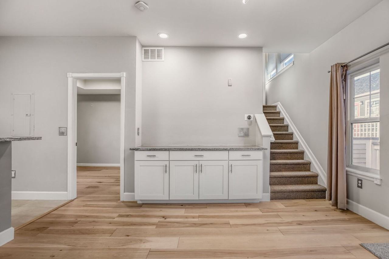 1834 Arapahoe Ave #B - Photo 4 of 17