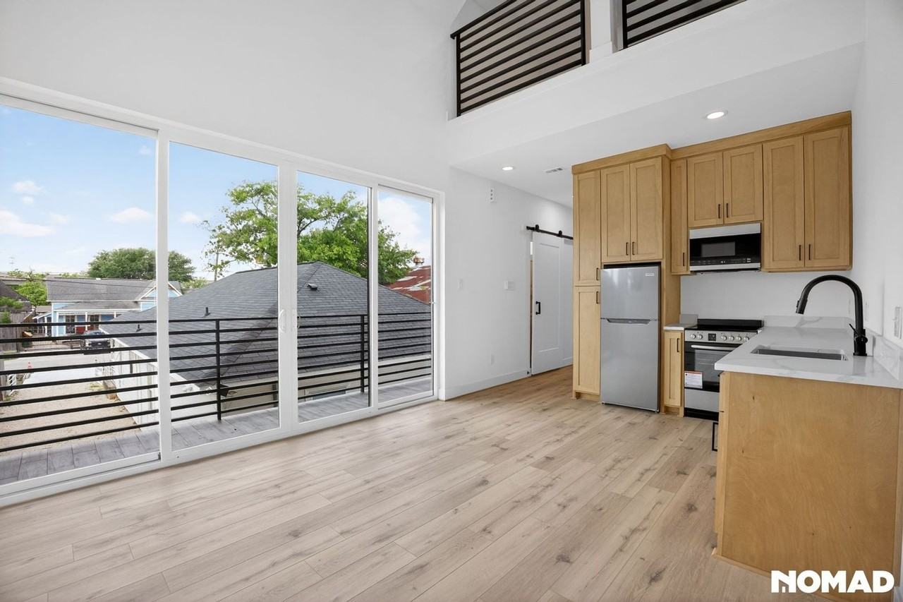 1514 Everett St - Photo 7 of 25