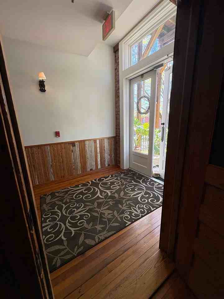 102 Russell St #101 - Photo 2 of 33