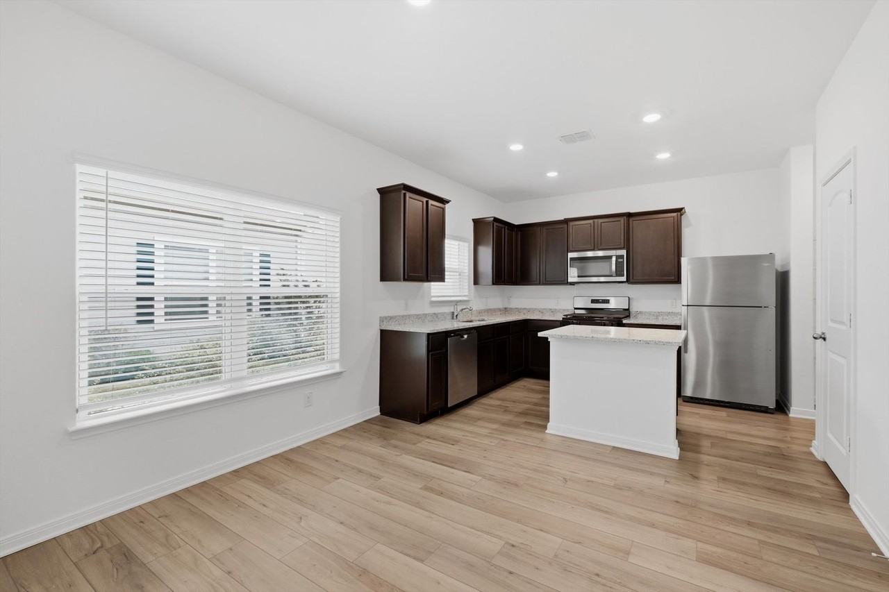 5919 Cooper Cash - Photo 5 of 32