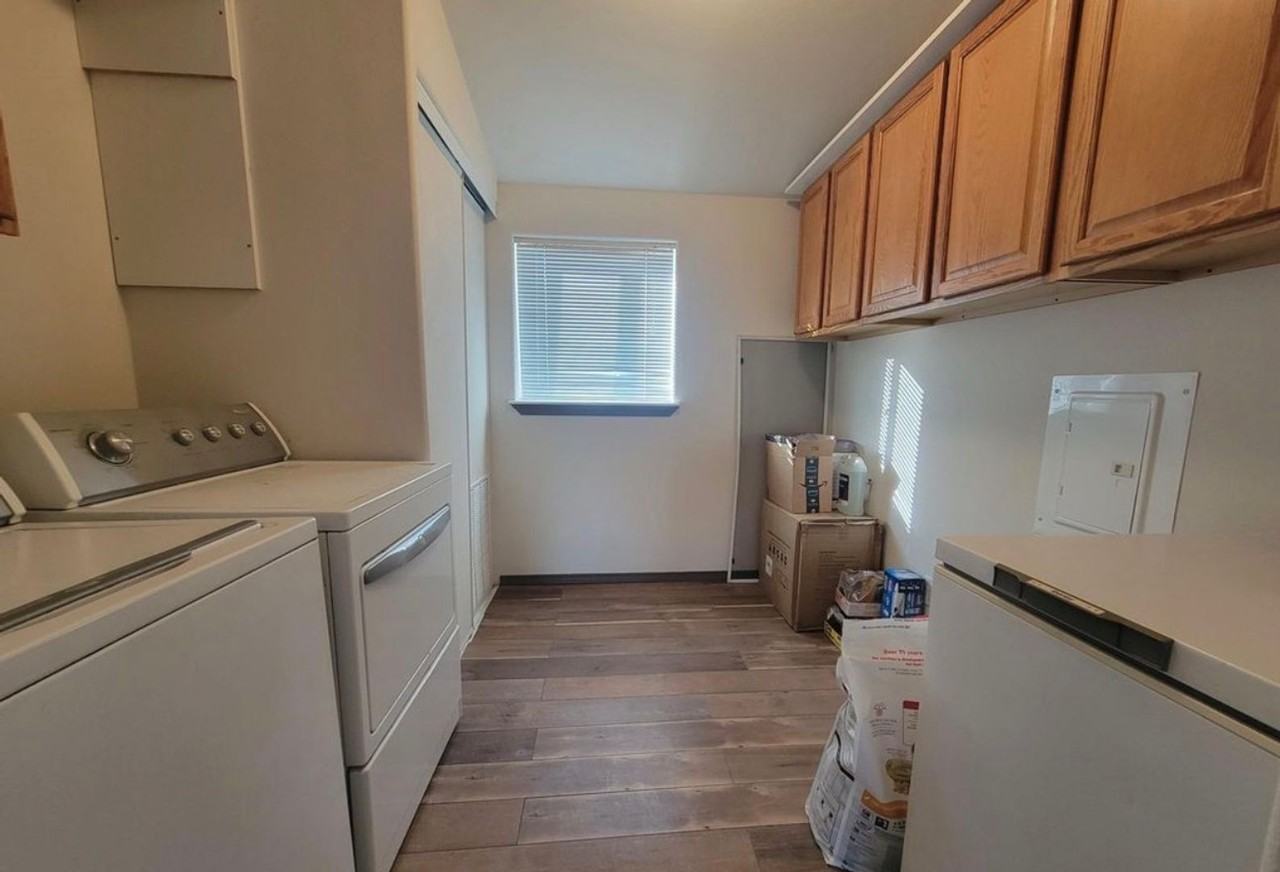 2905 2905 E Ninth Street - 2905 E Ninth St Silver Springs - Photo 7 of 9