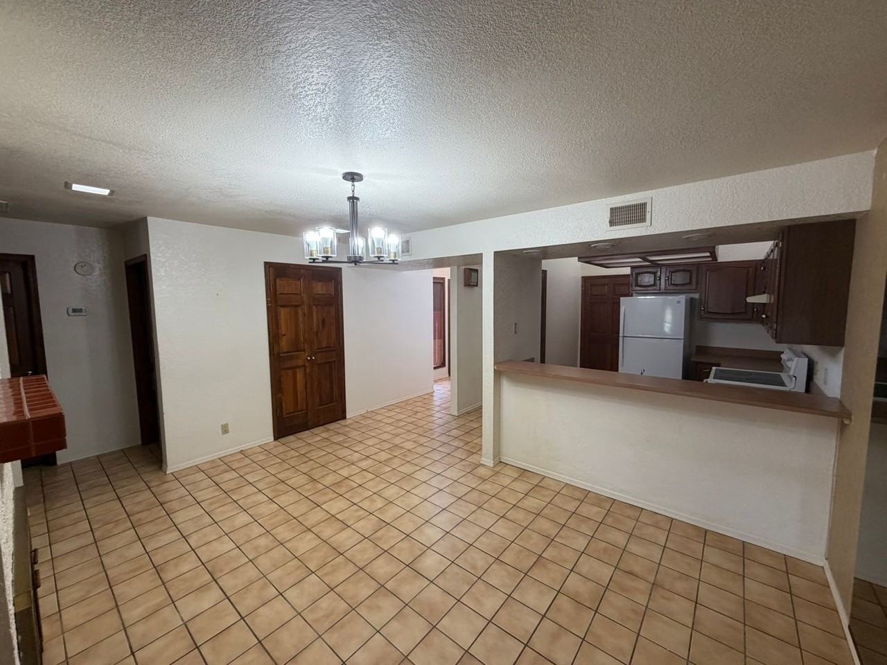 1413 Desert Willow Dr - Photo 7 of 32