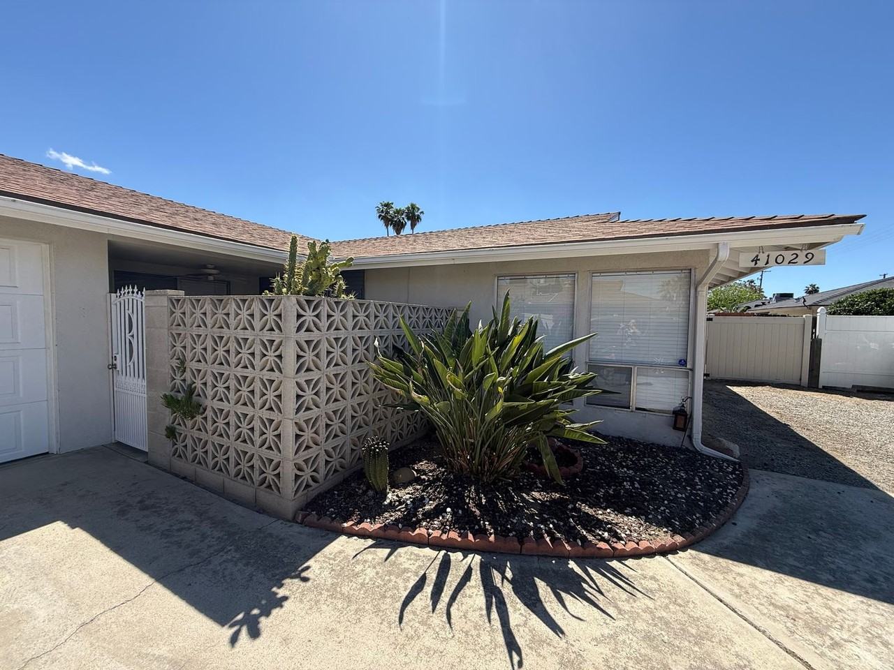 41029 Alder Ave - Photo 2 of 50