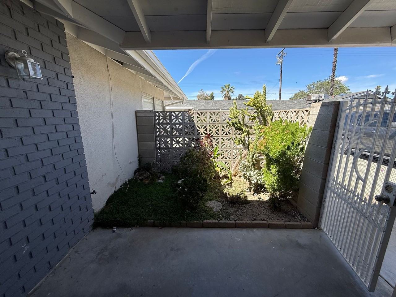 41029 Alder Ave - Photo 3 of 50