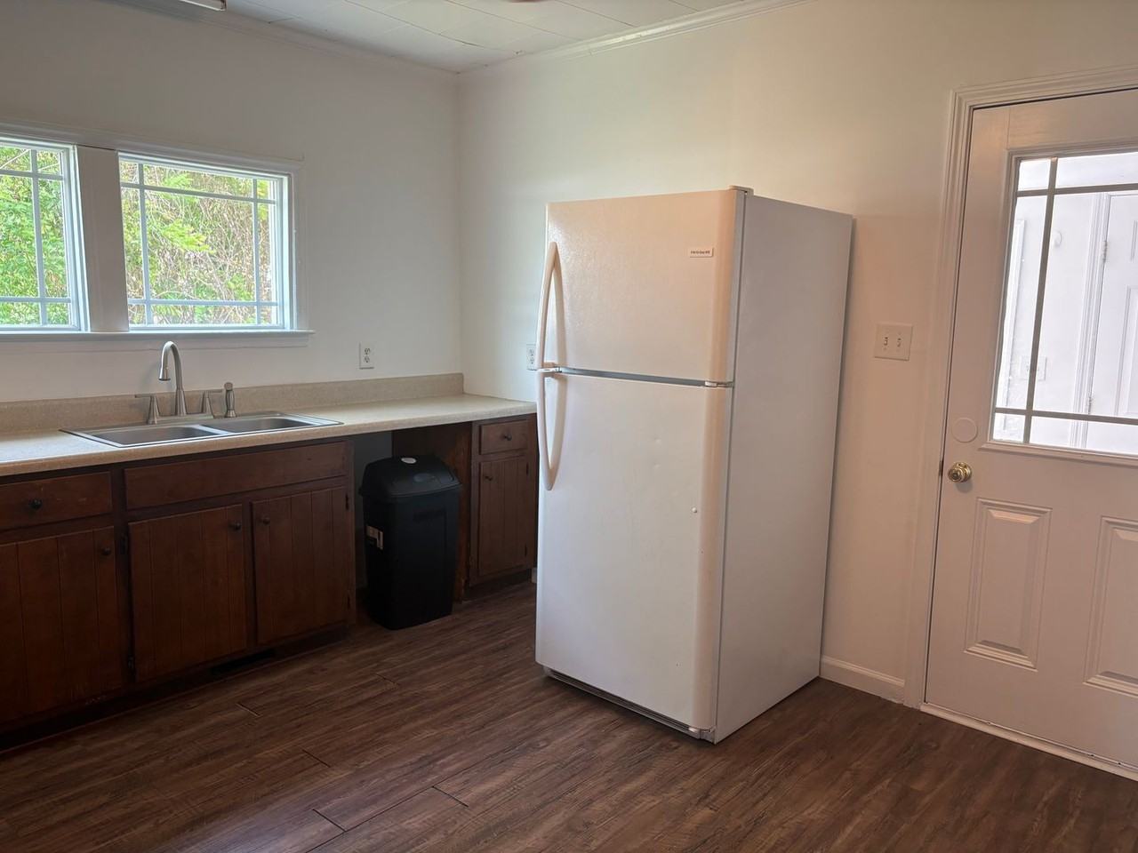 1605 High St - Photo 7 of 13