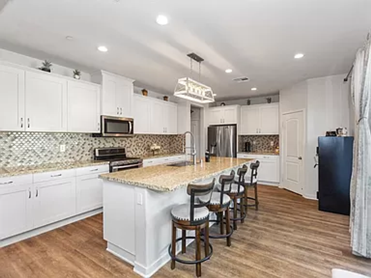 4260 Calle Del Vis - Photo 7 of 40