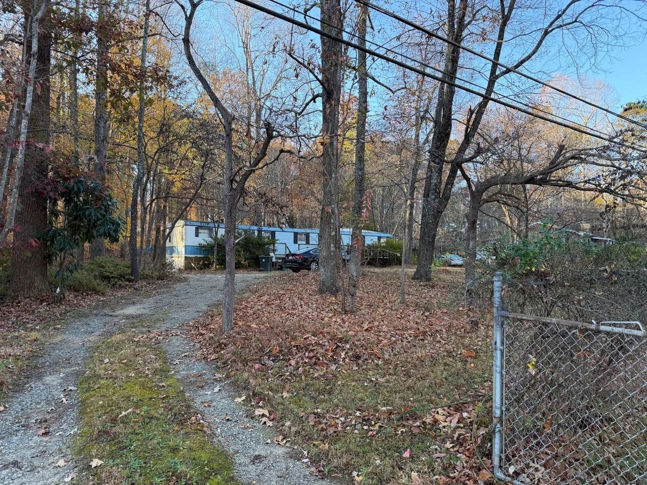 1135 Kendall Mill Rd - Photo 2 of 25