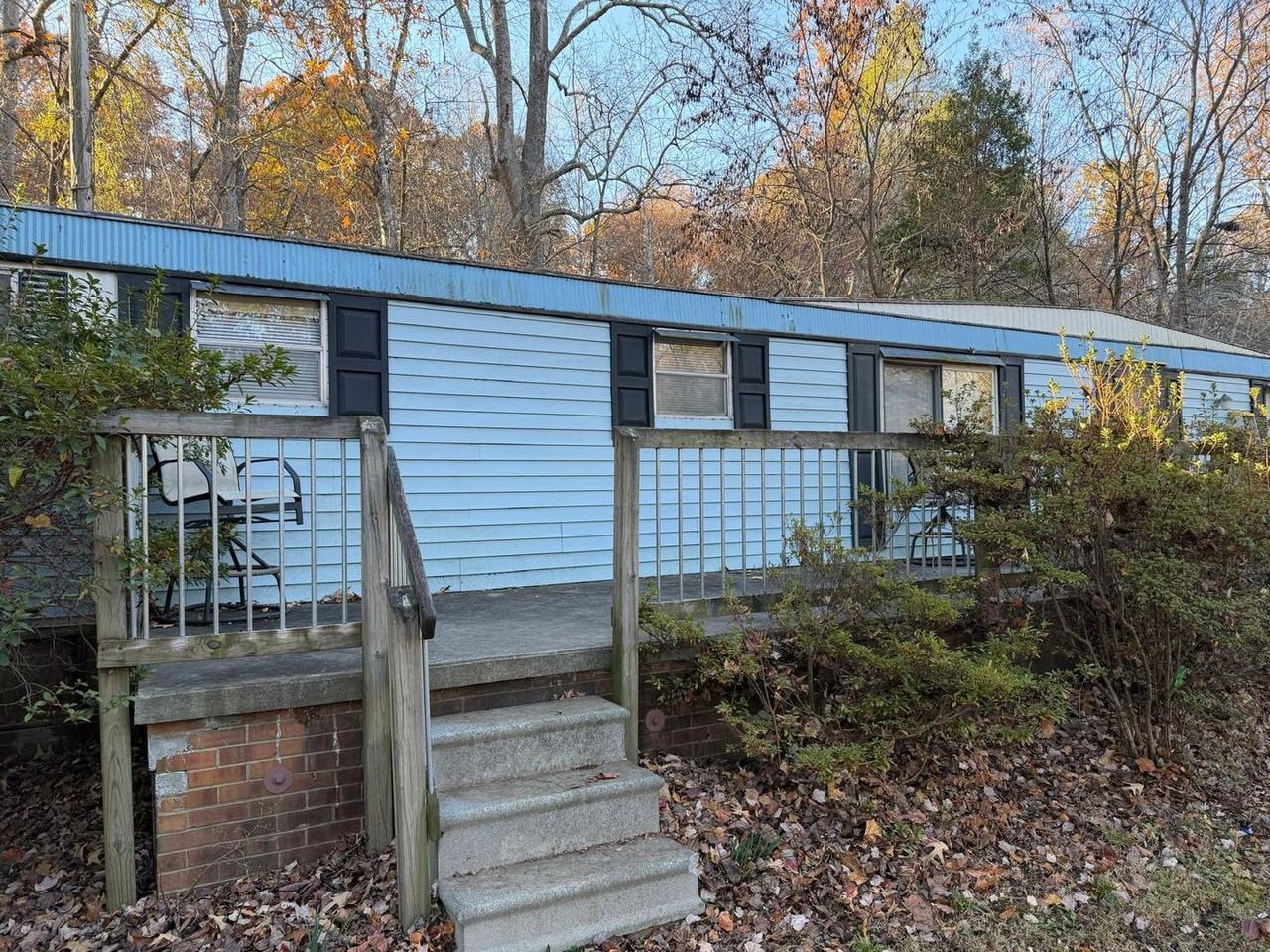 1135 Kendall Mill Rd - Photo 3 of 25