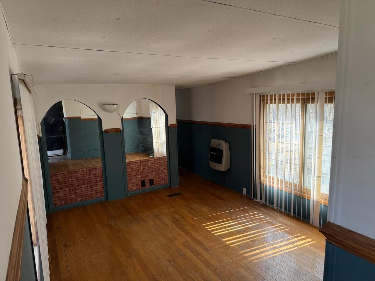 1135 Kendall Mill Rd - Photo 4 of 25