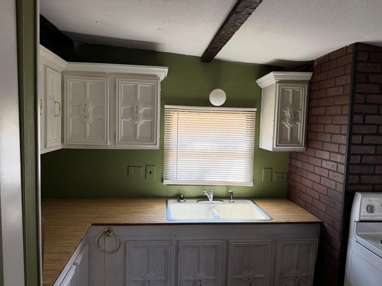 1135 Kendall Mill Rd - Photo 6 of 25