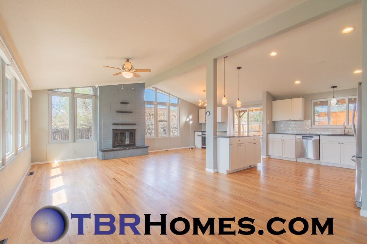 8545 W 64th Pl - Photo 3 of 27