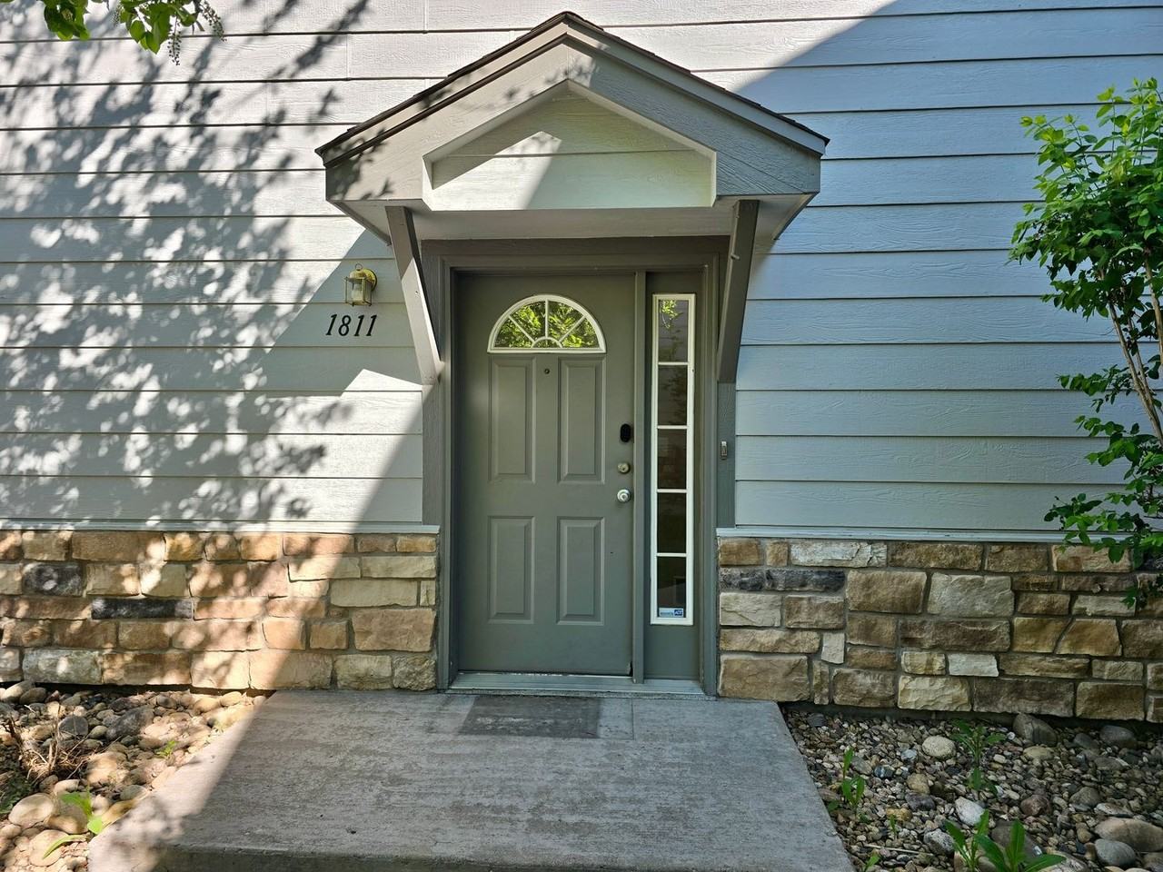 3262 E 103rd Dr - Photo 3 of 30