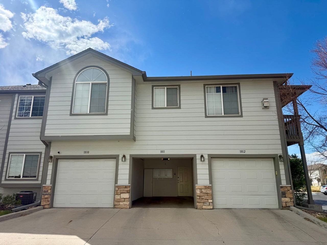 3262 E 103rd Dr - Photo 6 of 30