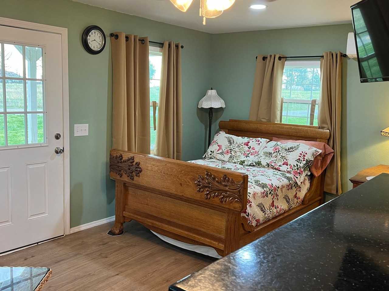 15177 W Grandview Rd - Photo 4 of 12