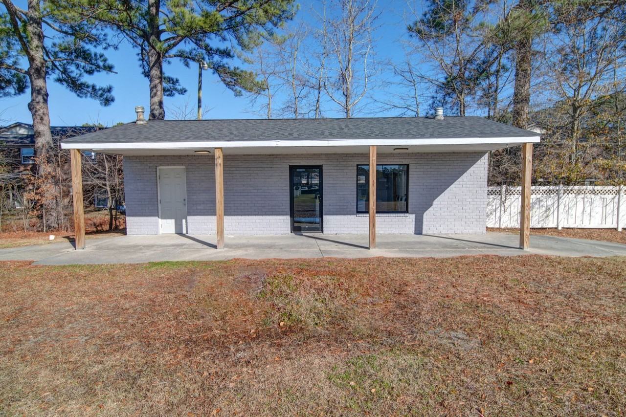 Arlington Village Townhomes - Photo 4 of 29