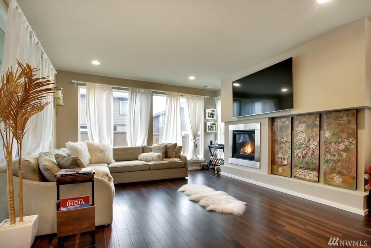 5611 Franklin Ave Se - Photo 4 of 26