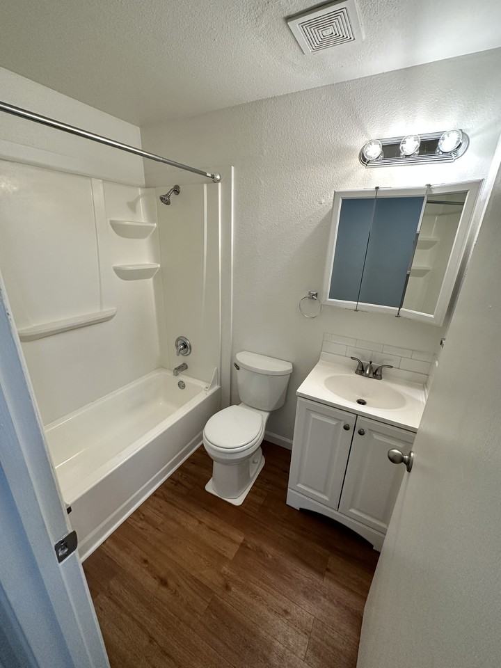 226 East 7th AvenueApt 1 #1 - Photo 5 of 11