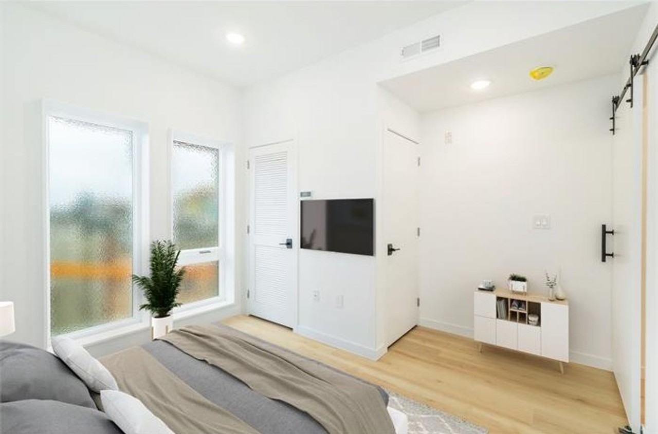 2721 N Howard St - Photo 6 of 8