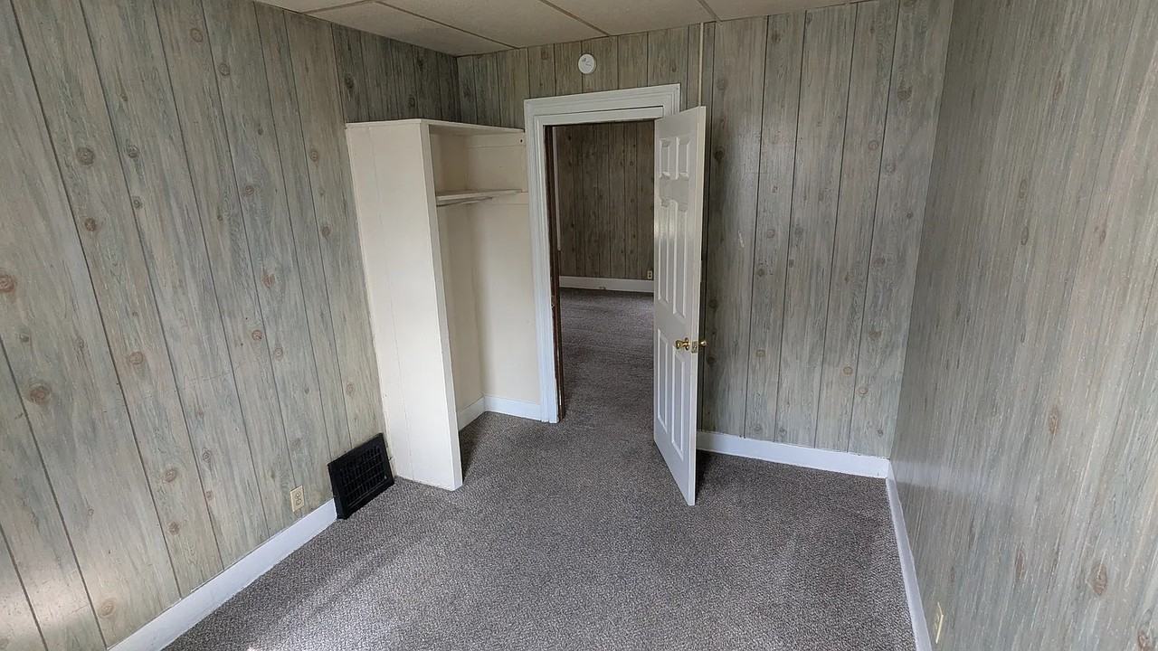 W 7th St #449-5 - Photo 6 of 16