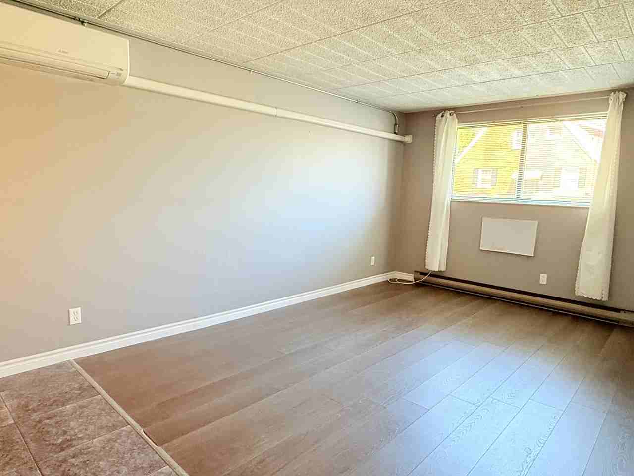 360 Tecumseh Rd W #103