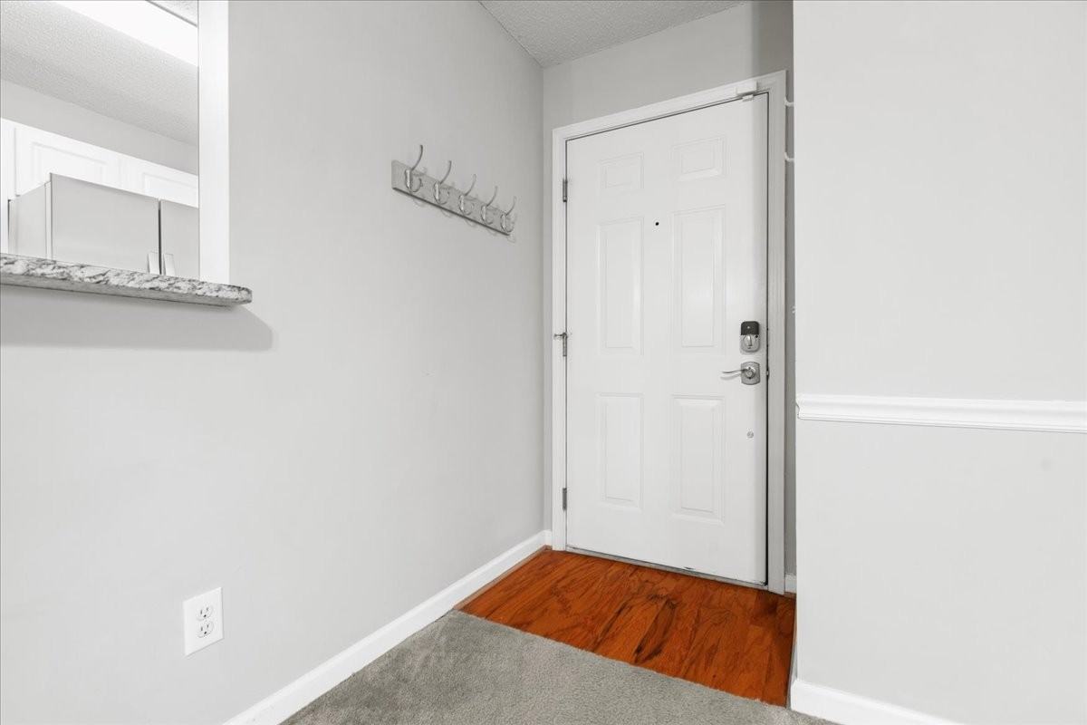 529 3rd Loop Road - 1apt H #1 - Photo 3 of 30