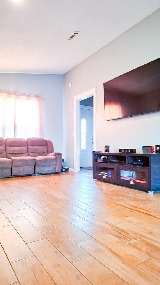 403 Antler Dr #1 - Photo 6 of 27
