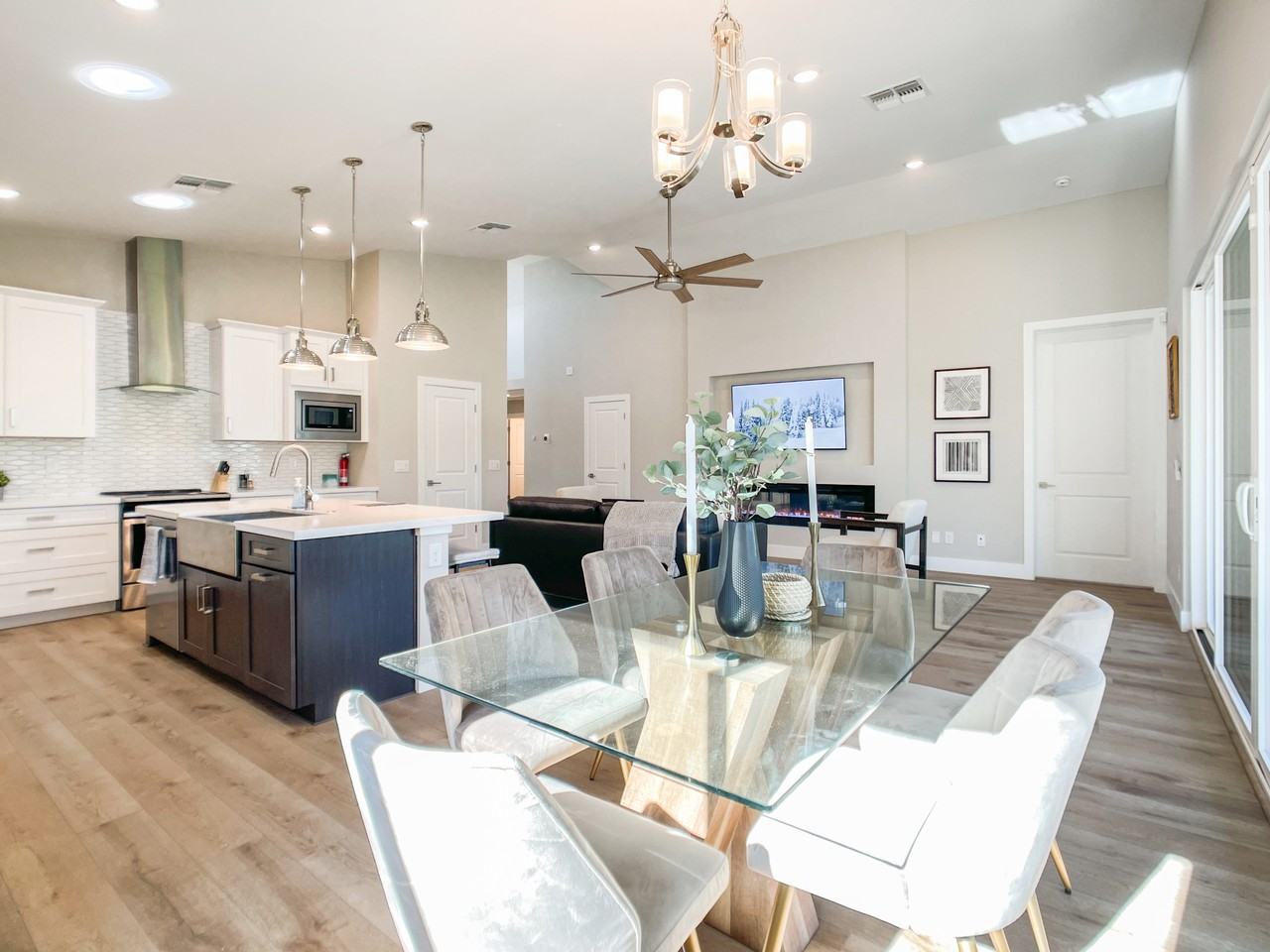 8031 N 14th Pl #1 - Photo 6 of 50