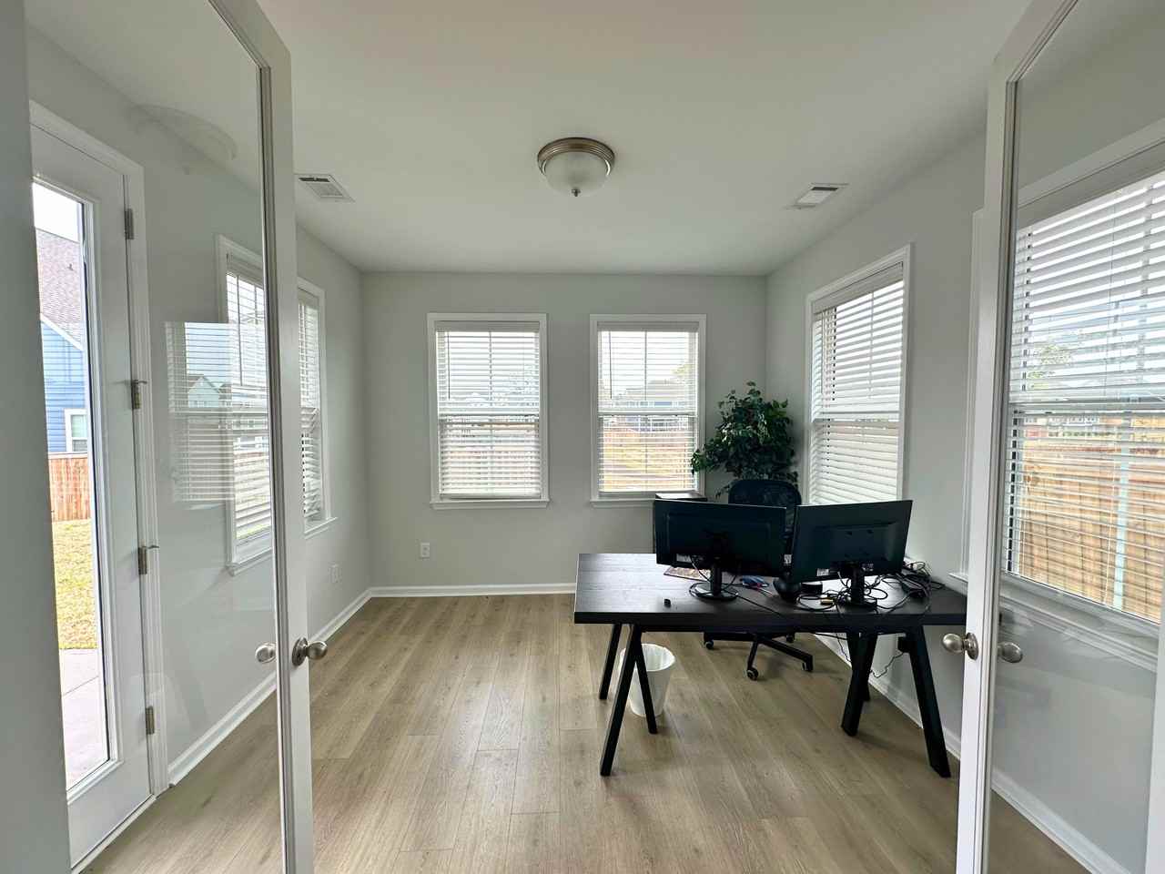 547 Backacre Ct #1 - Photo 4 of 19