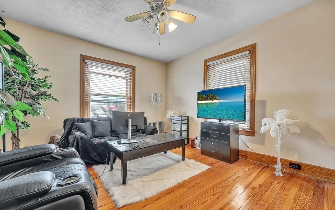 753 E Main St #2 - Photo 2 of 11