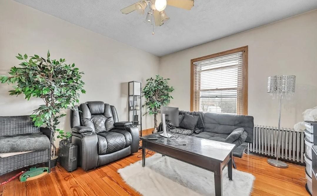 753 E Main St #2 - Photo 3 of 11