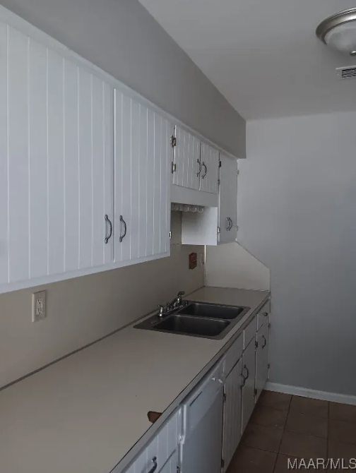 713 Amity Ln #1 - Photo 6 of 11