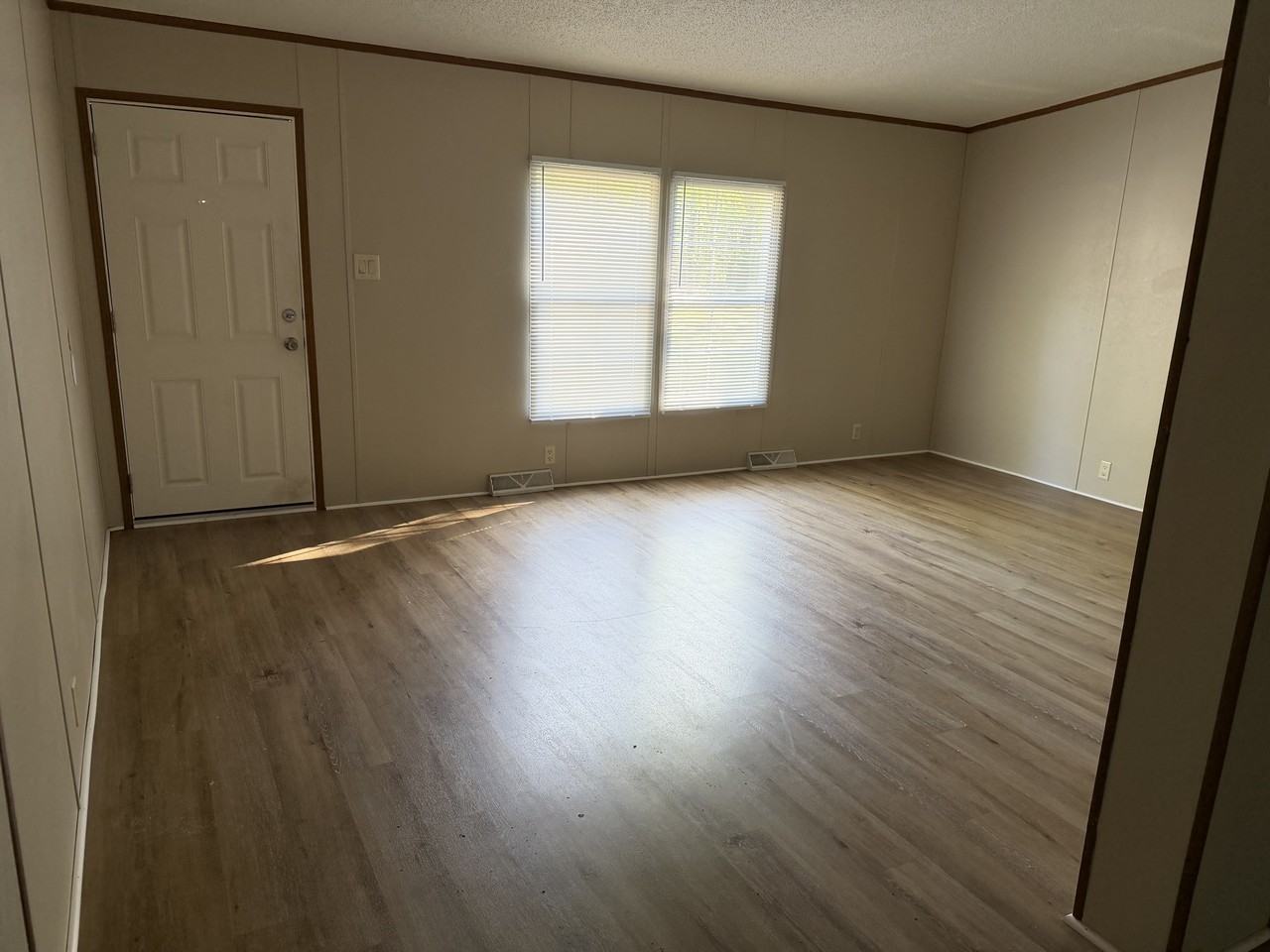 1460 Patterson Dr #1460 - Photo 5 of 10