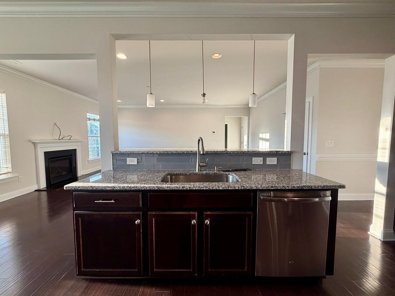 1722 Spears Dr Nw #1 - Photo 4 of 35