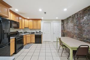 featured image of 2135 Carey Way #2135