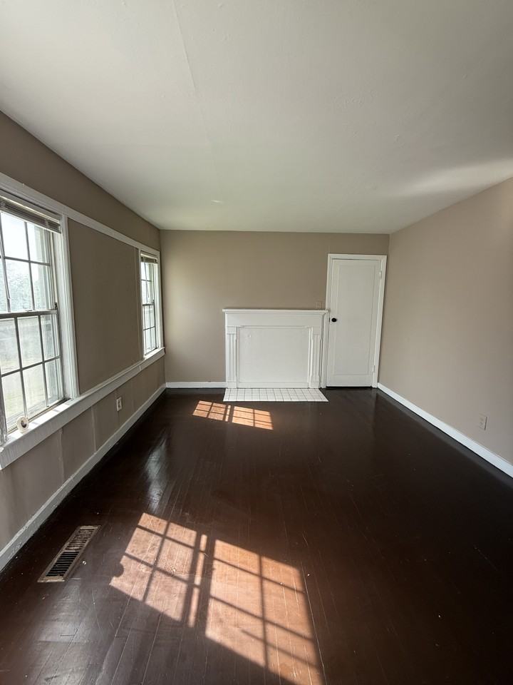 4716 Court M #1 - Photo 2 of 8