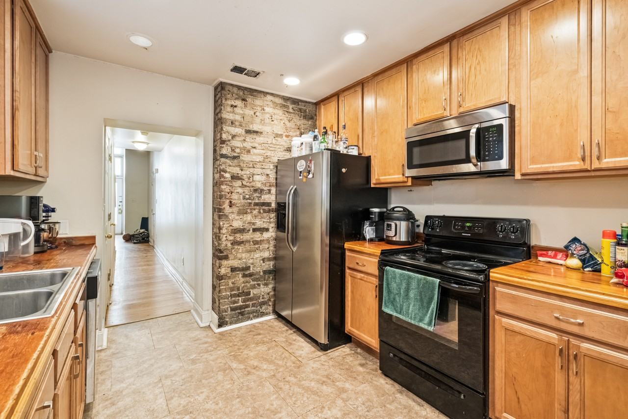 2128 2128 East Carson StreetUnit B #B - Photo 2 of 26