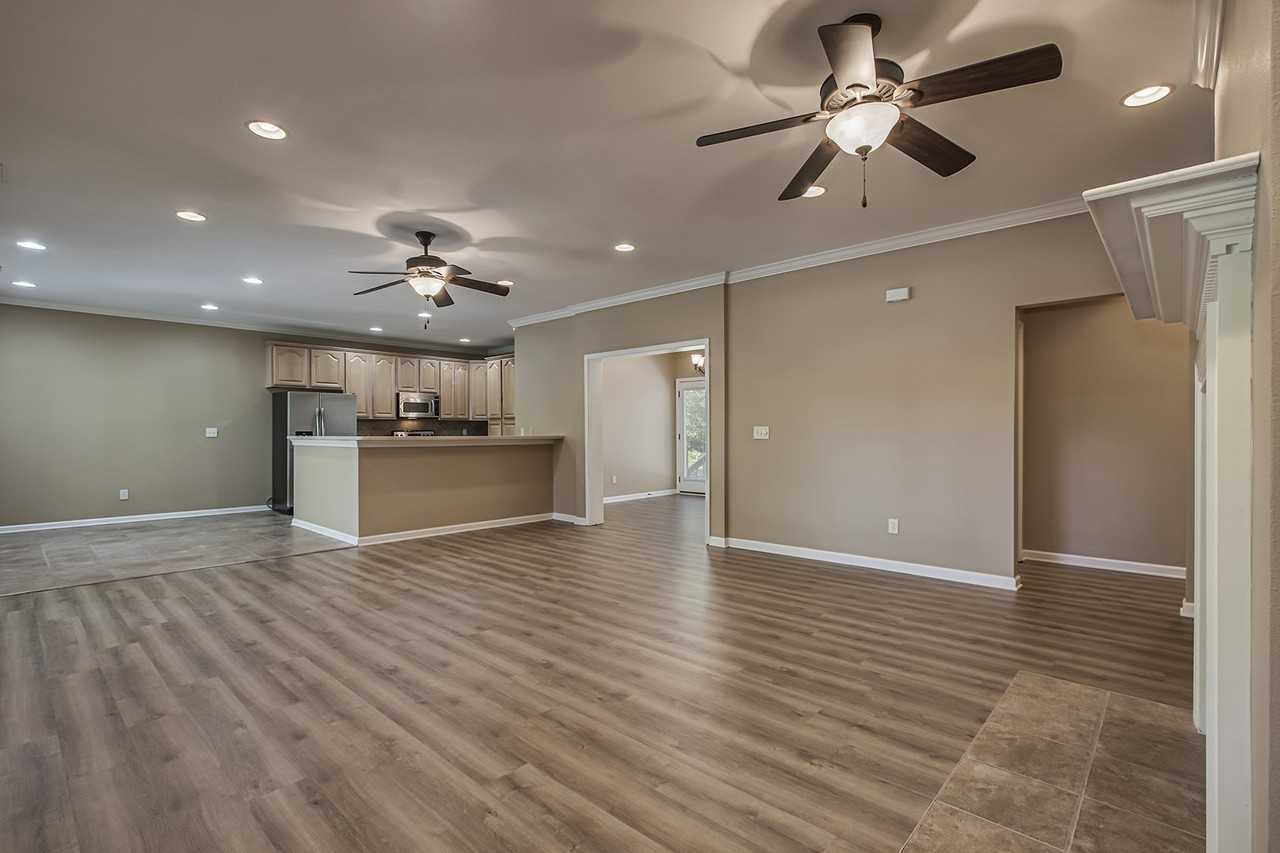 111 Waynoka Ln #1 - Photo 6 of 32