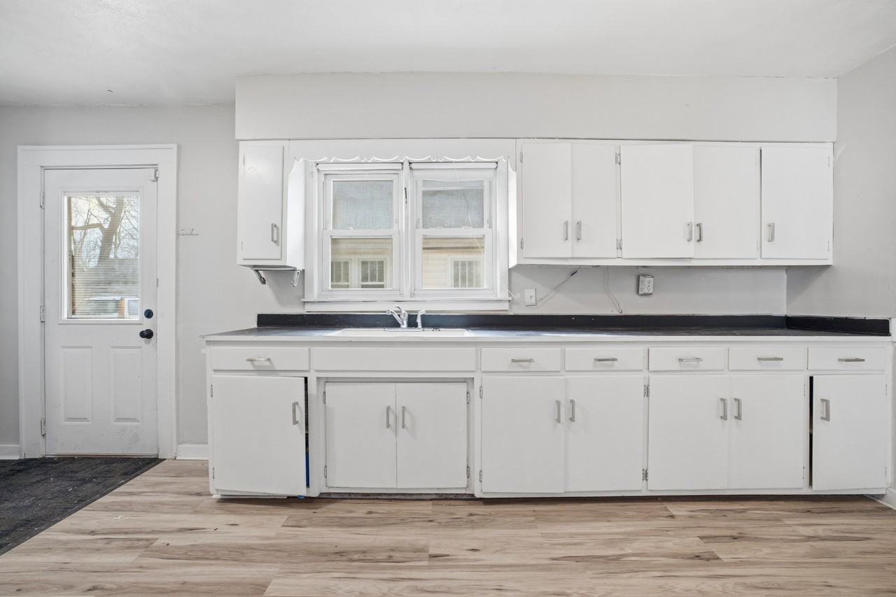 1843 Ohio Ave #1 - Photo 2 of 26