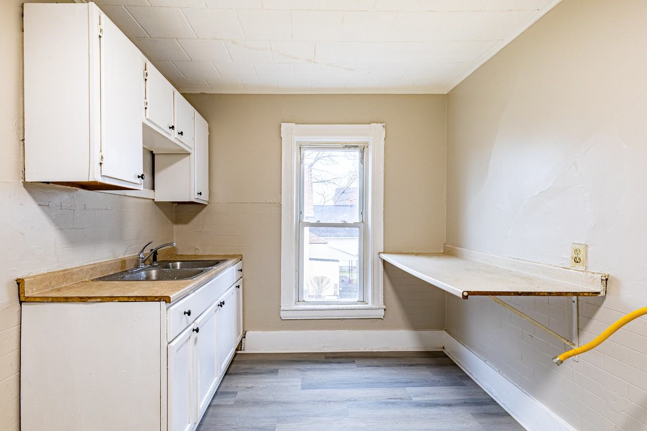 Wabash St #25-5UPPER - Photo 7 of 11