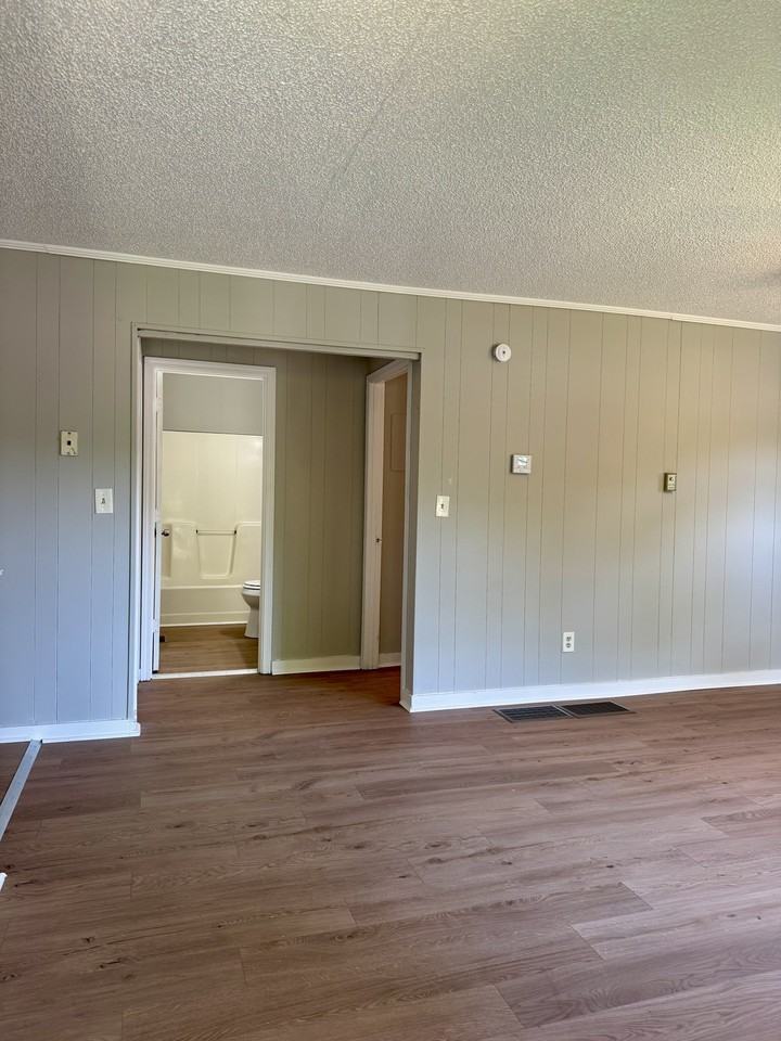 2 Clervue Cir Ne #1 - Photo 4 of 18