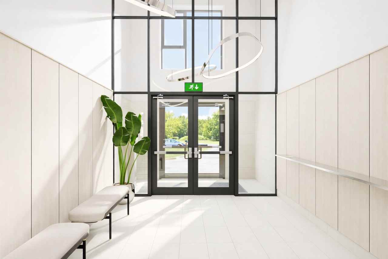 6255 Av Somerled - Photo 5 of 10