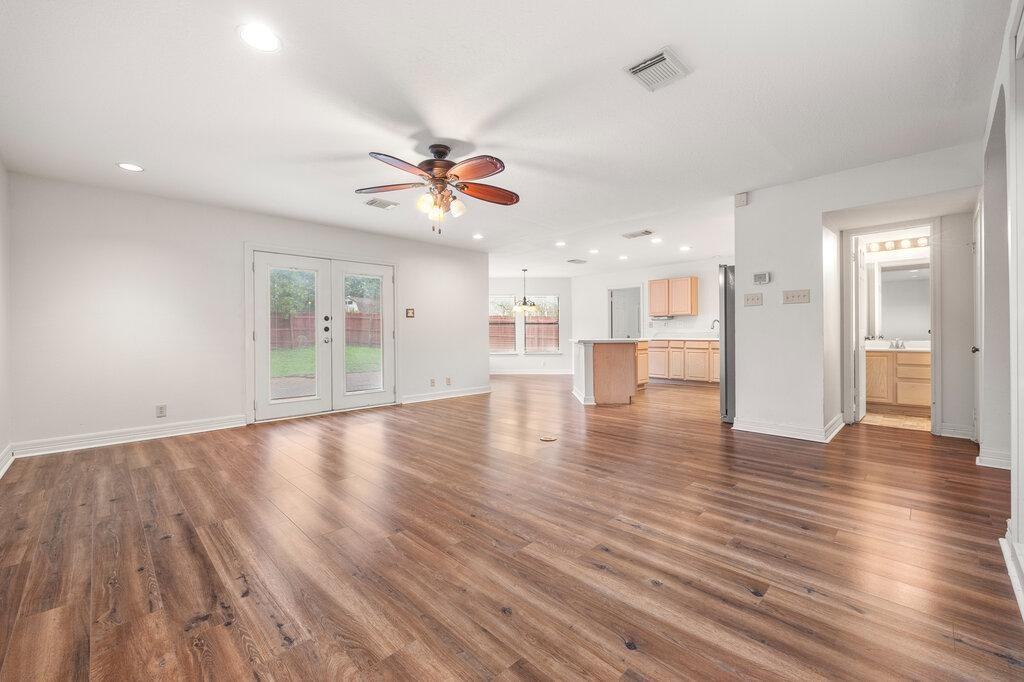 8619 Park Olympia - Photo 6 of 25