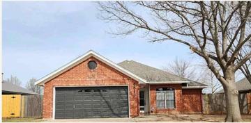 featured image of 6813 Nw Crestwood Dr