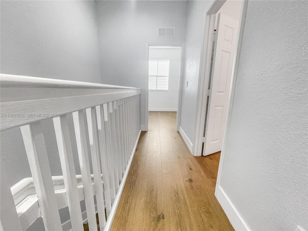 4921 Sw 140th Ter - Photo 5 of 9