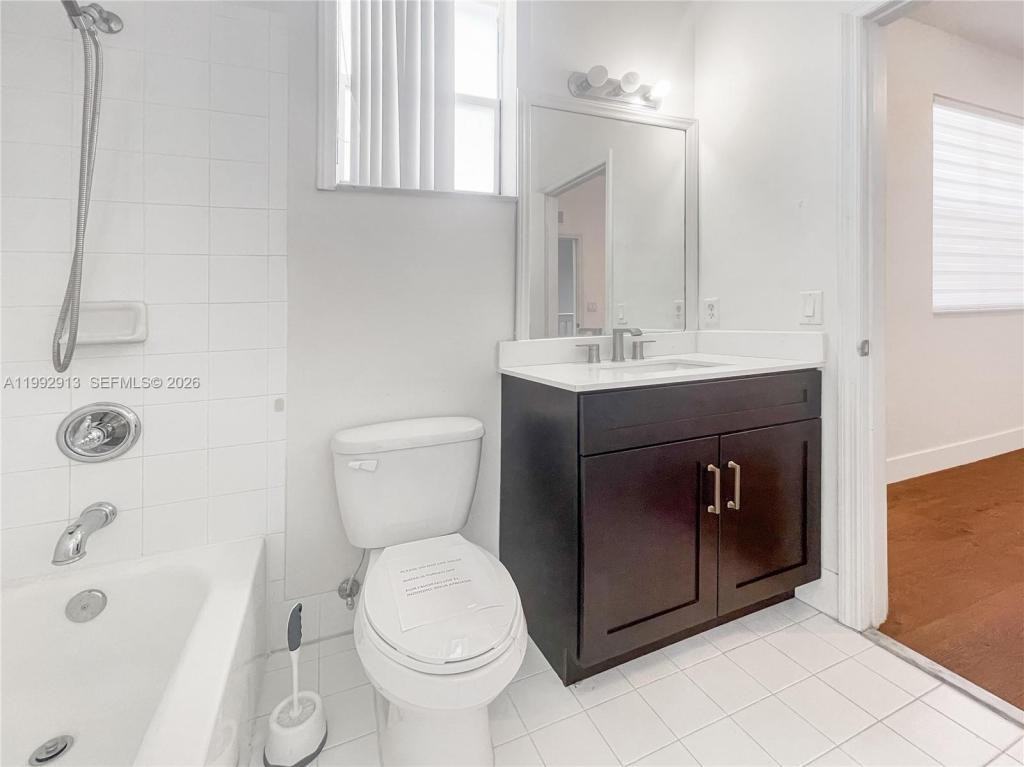 4921 Sw 140th Ter - Photo 7 of 9