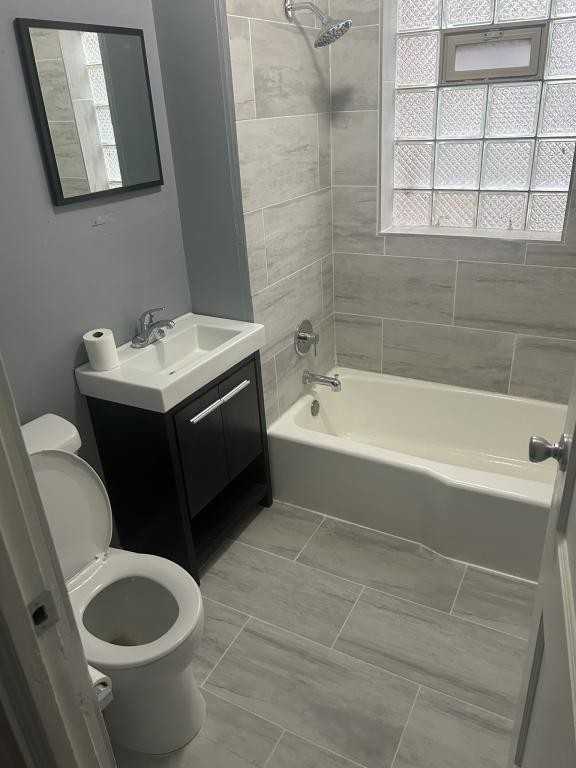 7948 S Marshfield Ave - Photo 5 of 7