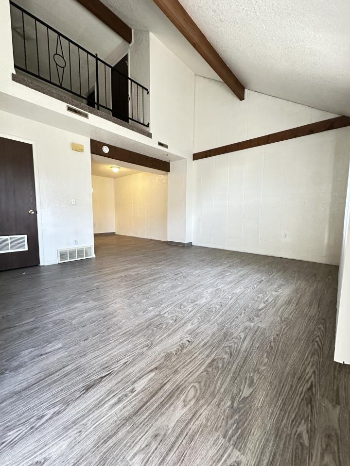 1141 28th St W #23 - Photo 4 of 6