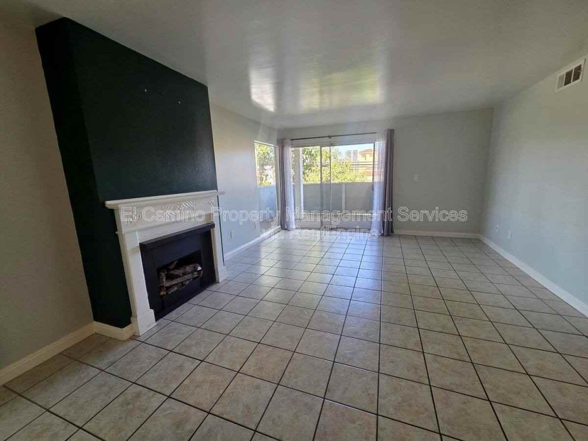 628 Daisy Ave #311 - Photo 7 of 10