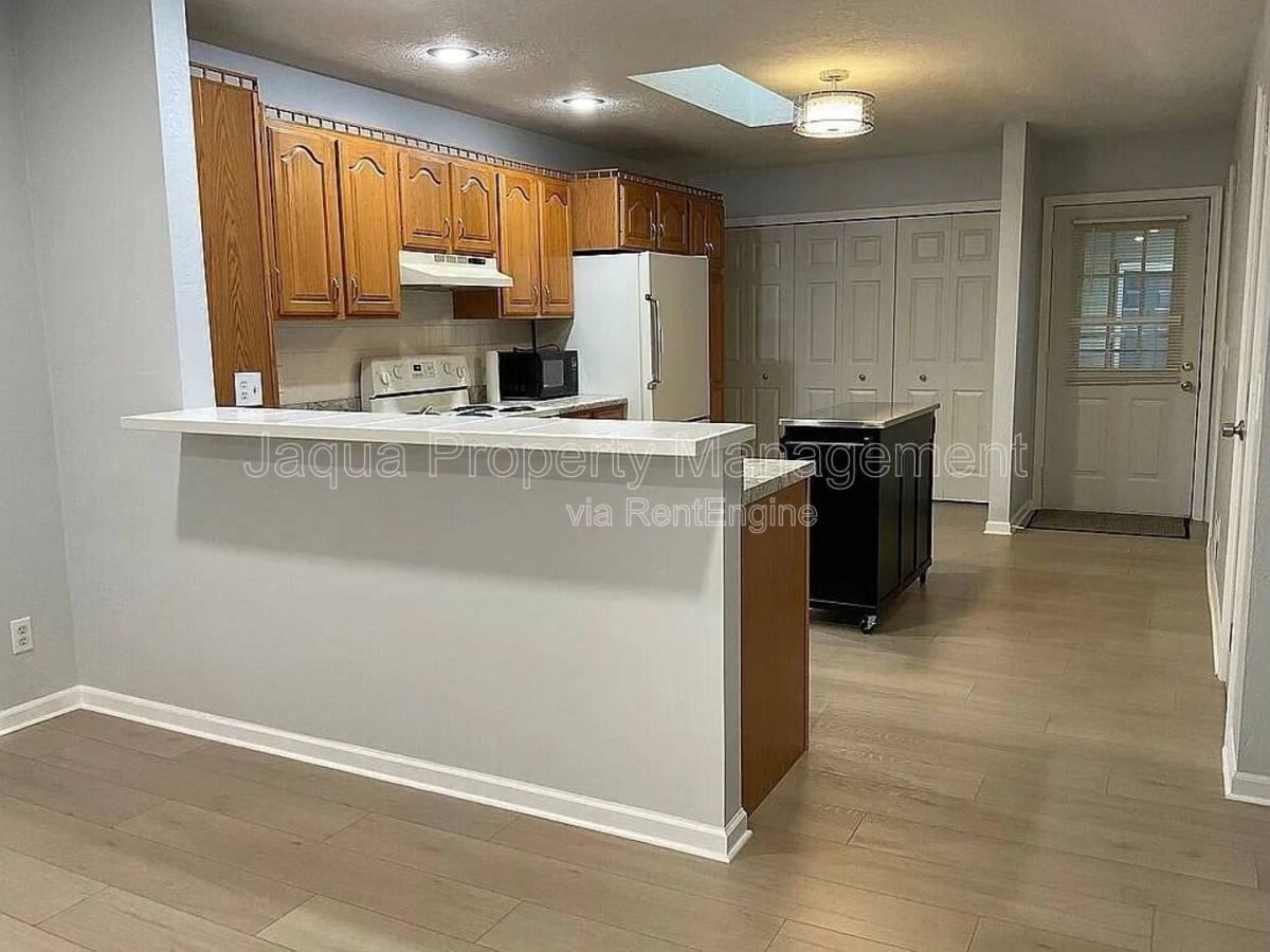 239 Lovell #237 - Photo 2 of 10