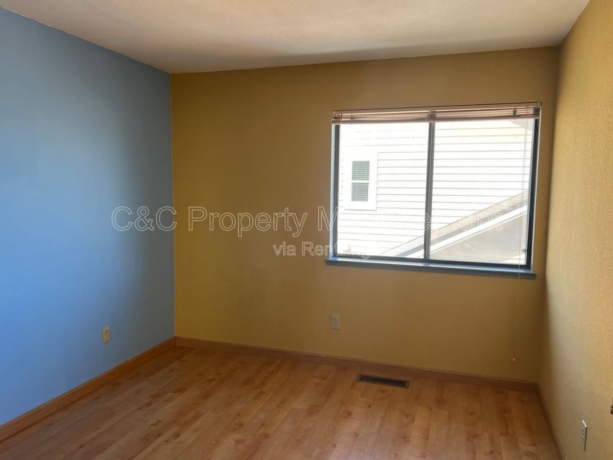 293 Saybrook Way - Photo 3 of 10